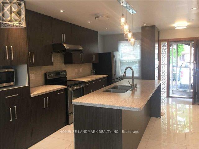 Photo - 940 Hampstead Ct