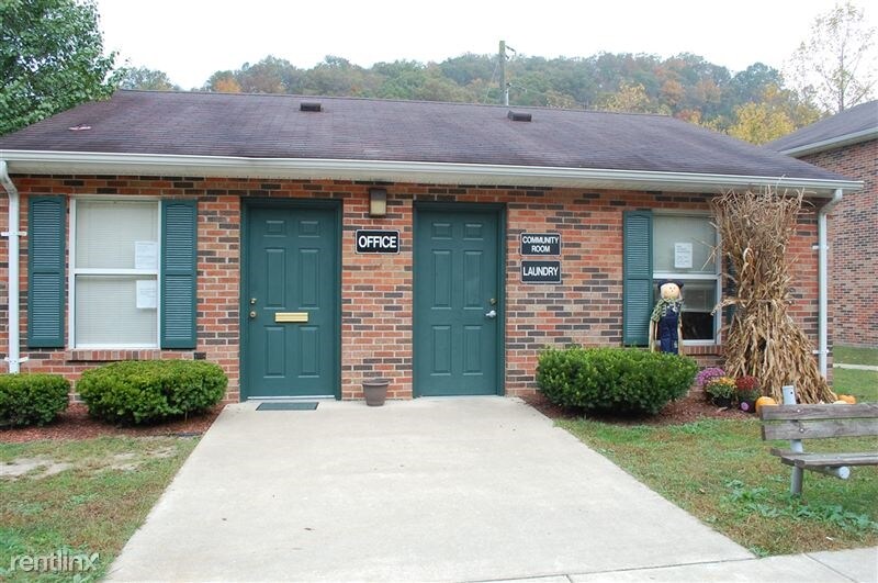 Park Place Apartments - Park Place Apartments