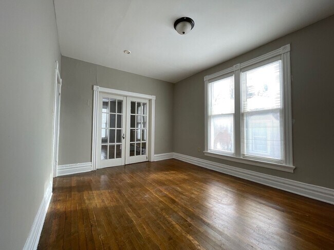 Photo - 365-367 Smith Ave N Unidad 367 Smith #2