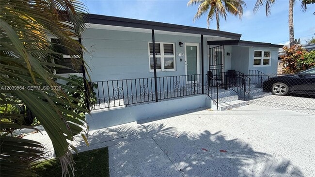 Building Photo - 1380 SW 20th St Unit 1380