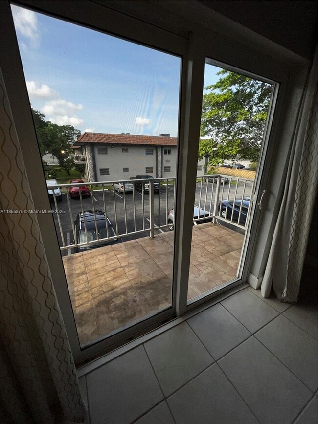 Photo - 6530 Lake Patricia Dr Unit E28