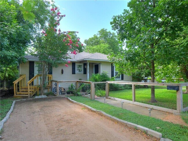 Photo - 5505 Avenue G Casa