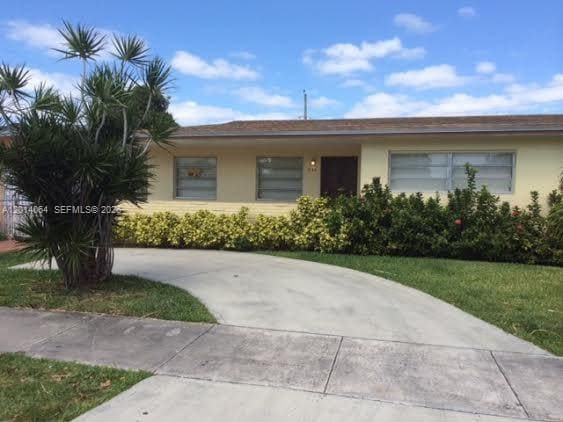 Photo - 1120 NW 24th Ct Unidad 0
