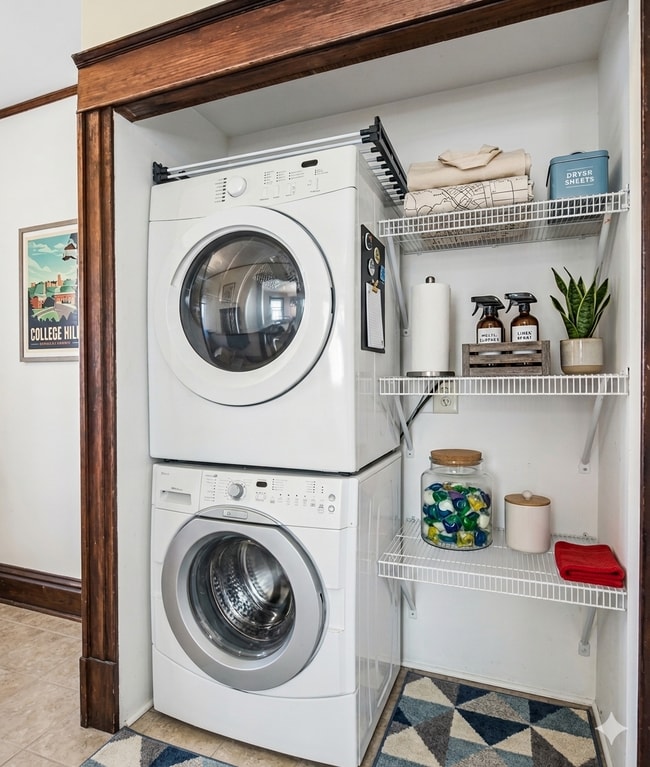 Photo - 122 N Franklin St