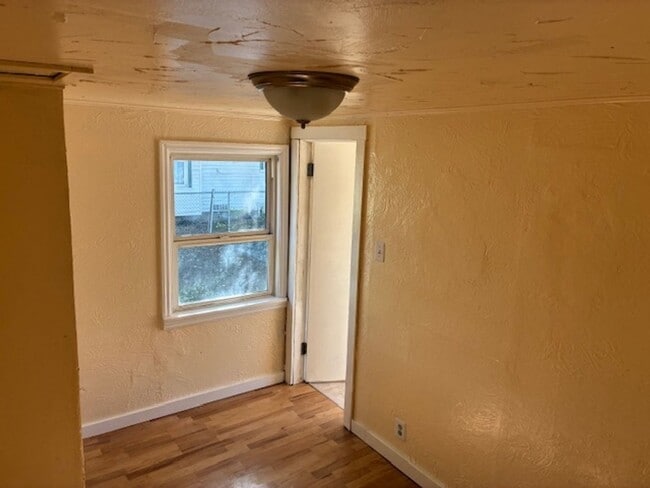 Photo - 515 N Kent Pl