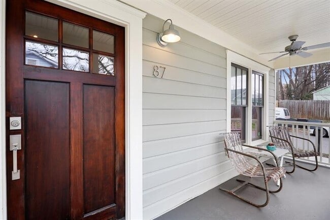 Photo - 87 Chester Ave SE