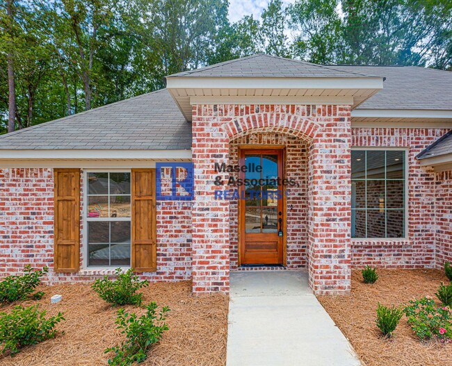 Photo - 3 Bed/2 Bath Home in Silver Ridge