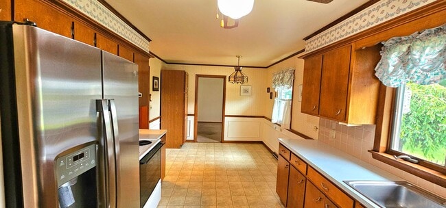 Photo - Welcome to this charming 2 bedroom, 1 bath...