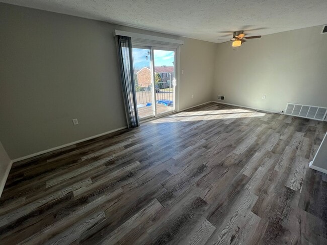 Photo - Stunning Condo Unit - 2 Bedroom with Balcony - Hopewell Township