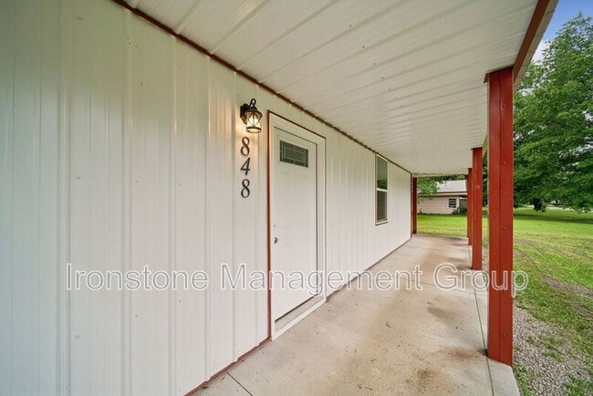 Photo - 848 S Pine St