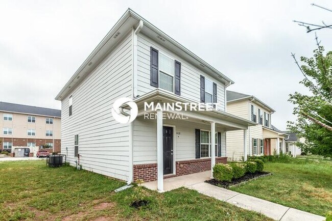 Photo - 3 Bedroom Pet-Friendly Home in Covington, GA with Main Street Renewal