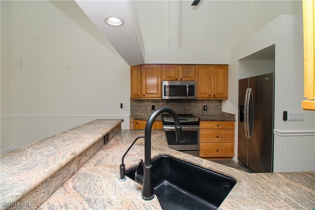 Photo - 311 31st St NW