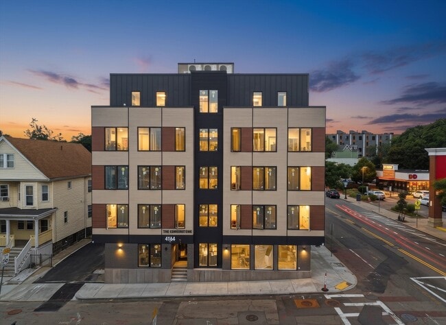 Building Photo - 4164 Washington St Unit 1