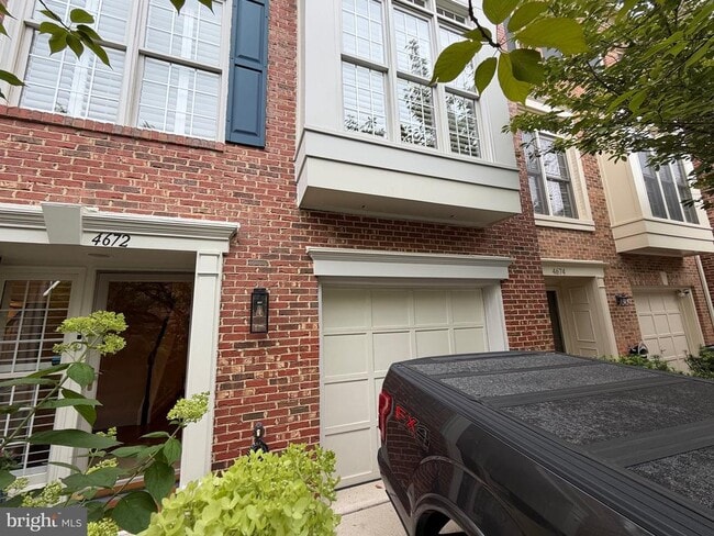 Building Photo - 4672 Kell Ln