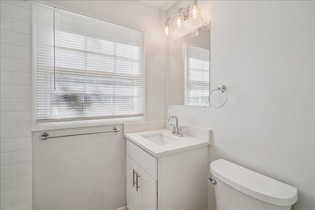 Photo - 2820 Belair Dr