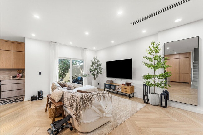 Photo - 11338 NW 33rd St