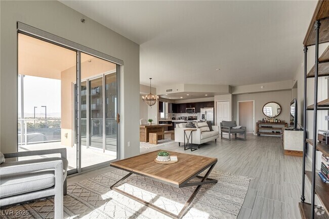 Building Photo - 8255 S Las Vegas Blvd Unit 610 Rental