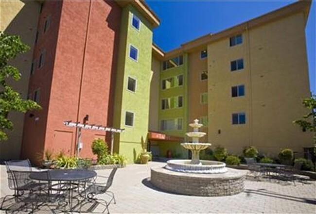 Updated 1bed/1 bath TOP Floor Condo in Lak... - Updated 1bed/1 bath TOP Floor Condo in Lak... Unidad 410