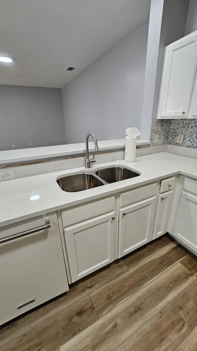 Photo - 3177 Feltrim Pl