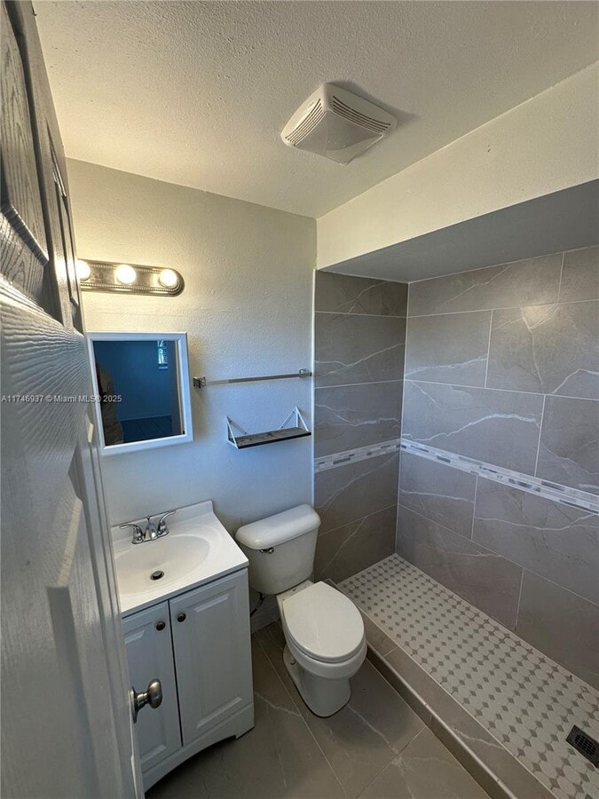 Photo - 318 Tarpon Dr Unit 1