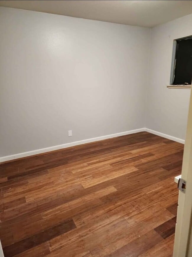 Photo - 2686 9th Ave