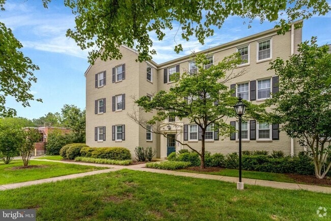 Building Photo - 1413 Belle View Blvd Unit B2 Rental
