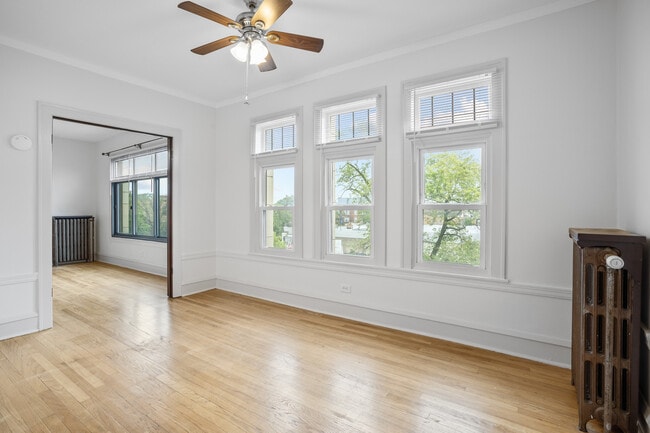 Photo - 2342 N Spaulding Ave