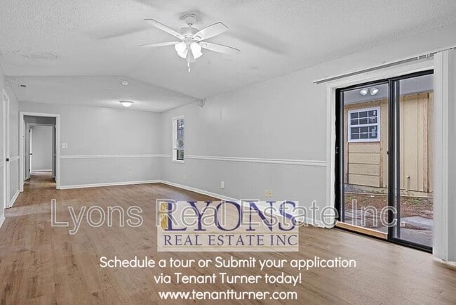 Photo - 2814 Kirkwood Cir