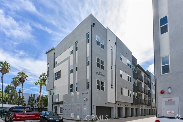 Building Photo - 1510 S Urbana St Rental