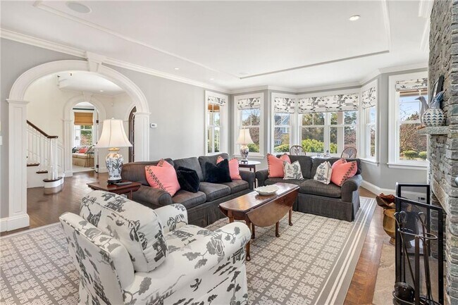 271 Carnegie Harbor Dr