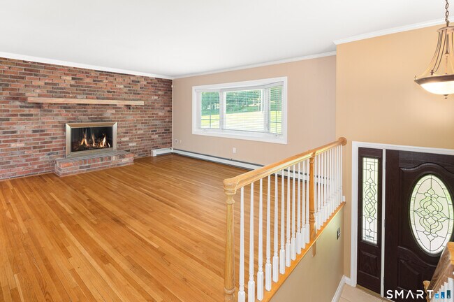 Photo - 77 Obtuse Rd S