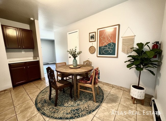 Photo - 4319 Dewey Dr Unit 1