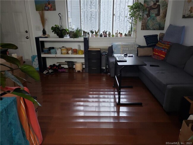 Photo - 1568 Meriden Rd Unidad 7F