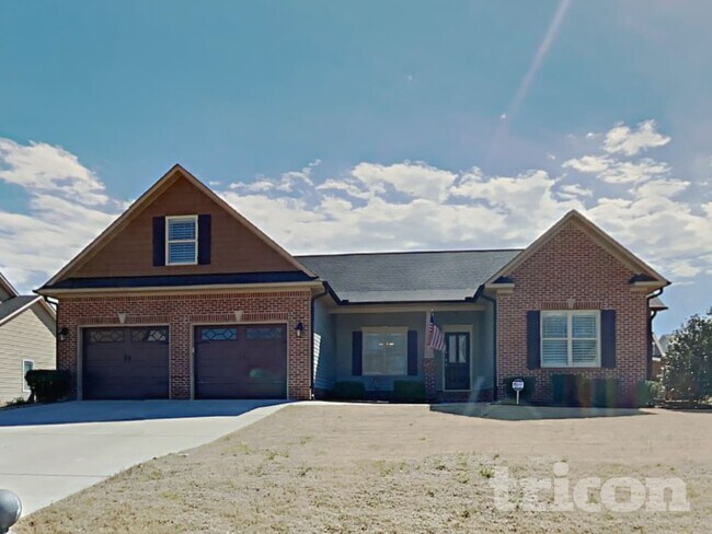 Photo - 156 Sharpstone Ln