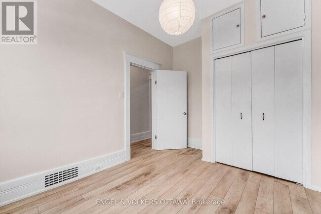 Photo - 170 Ivy Crescent