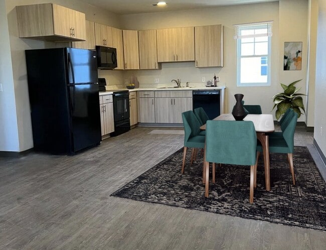 Photo - Windom Landing