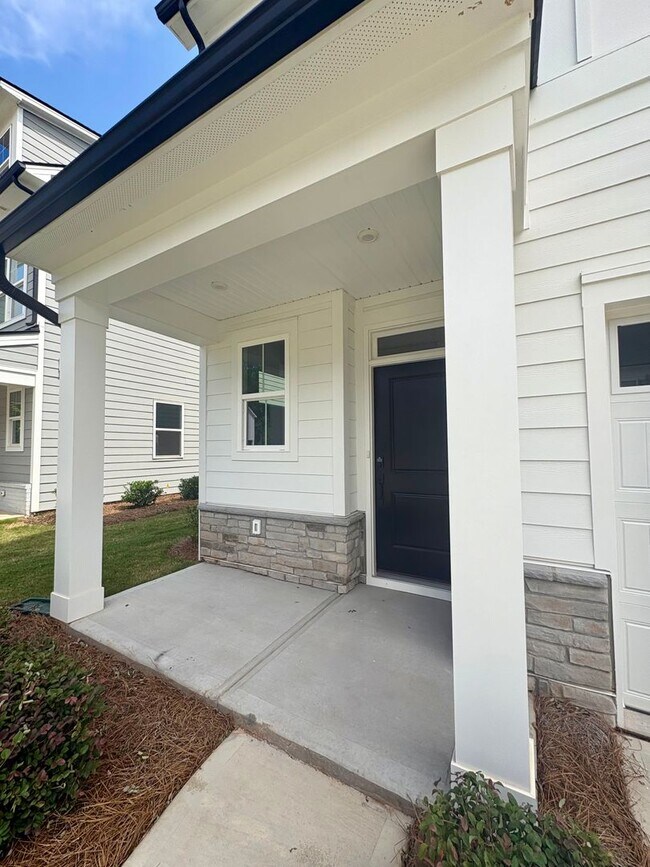 Photo - Brand New 3BR/2.5BA Townhouse in Griffith Lakes