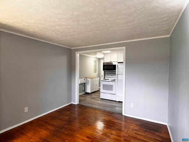 1504 6th St SE