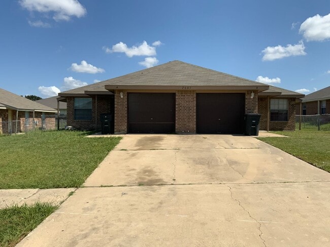 Building Photo - 2607 Alma Dr Unit A Rental