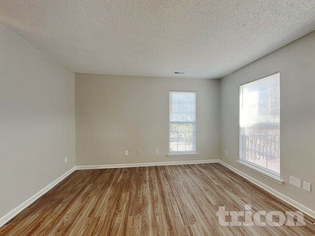 Photo - 2009 Fort Manden Dr