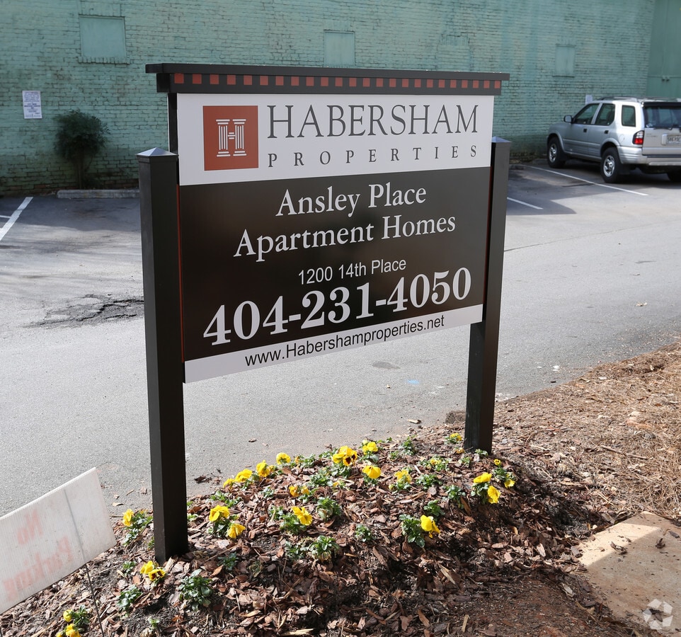 Photo - 1200 14th Place: Park Modern