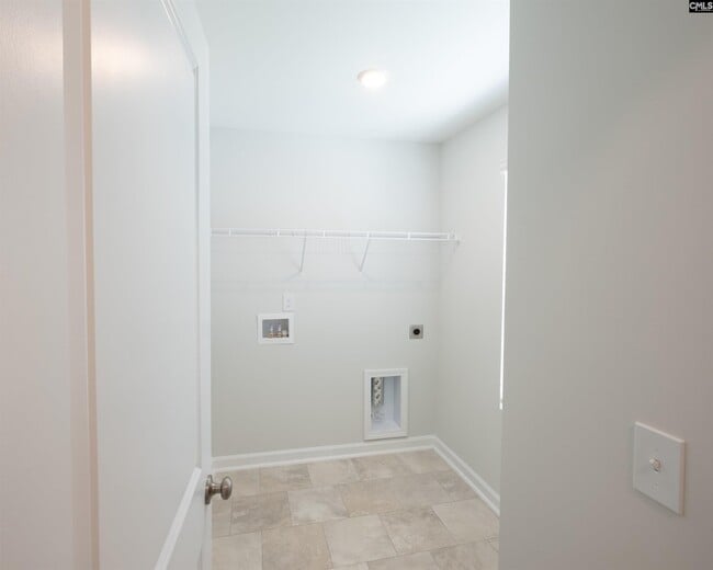 Photo - 433 Eclipse Ln