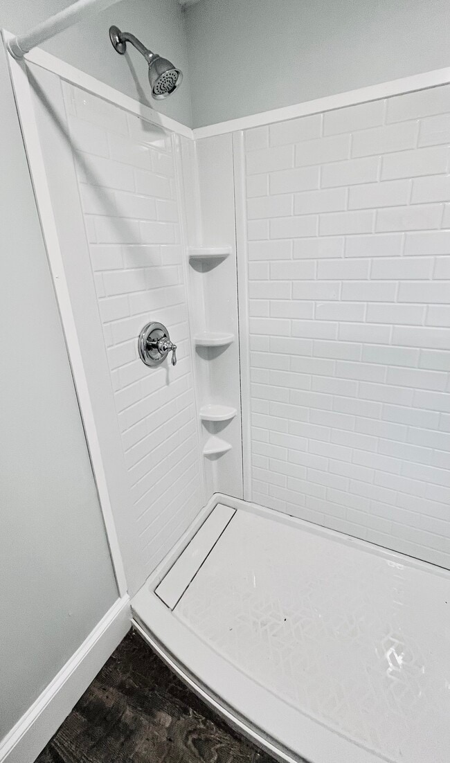 Photo - 220 Summey St