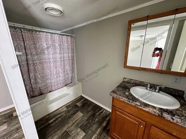 Photo - 266 Lark Meadow Dr