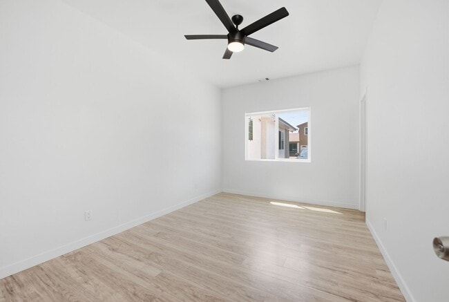 6330 Mesita Dr
