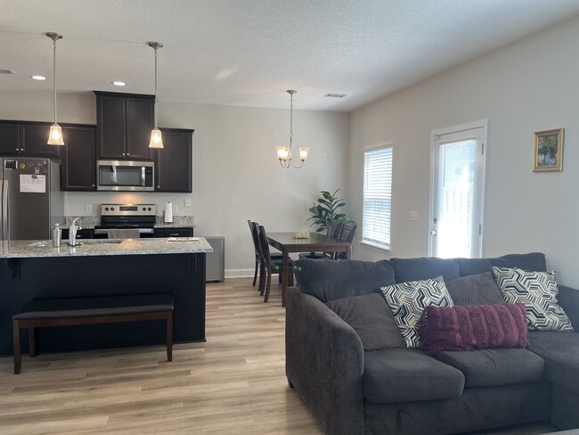 Photo - 1026 Grayson Ave