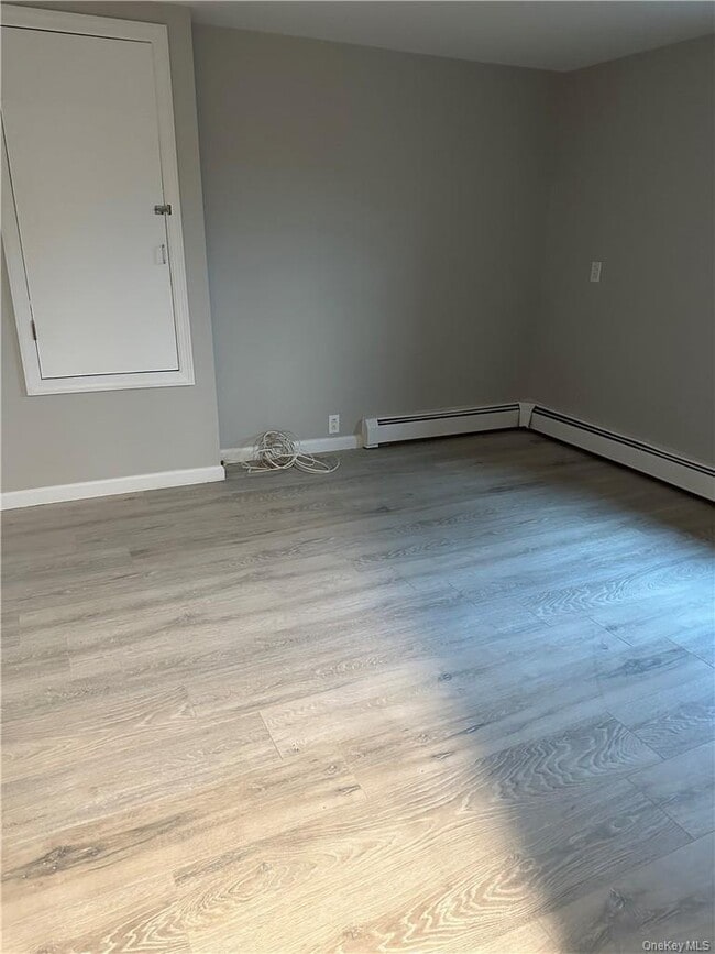 Photo - 123 Underhill Ave