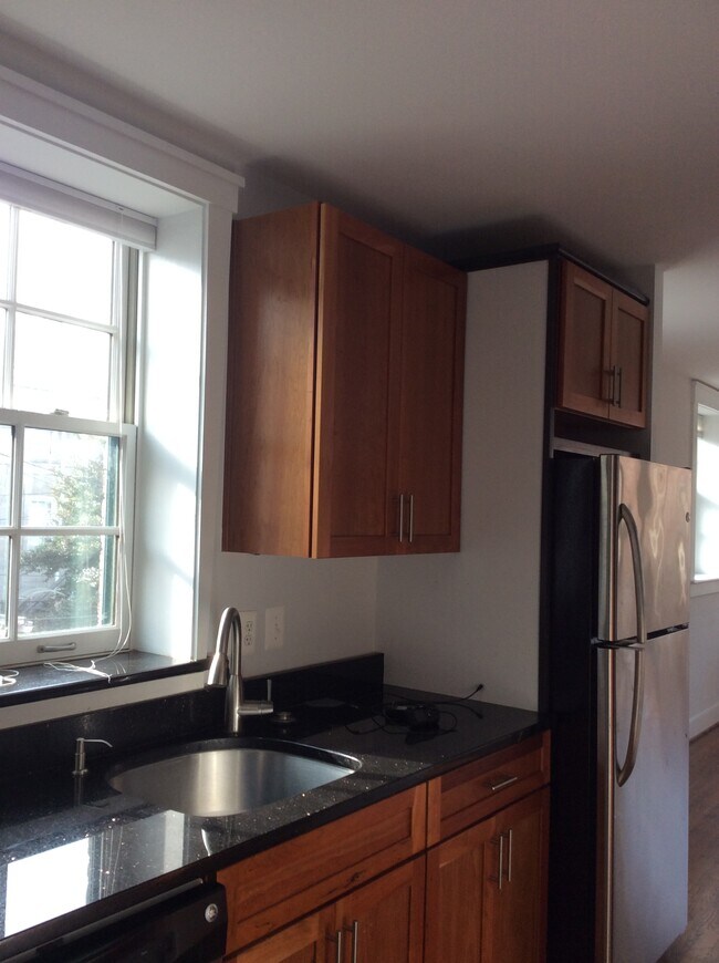 Photo - 510 8th St NE