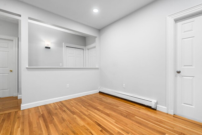 Photo - 1433 Cambridge St Unit 1