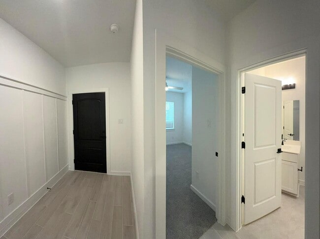 Photo - 4727 Bay Vista Dr